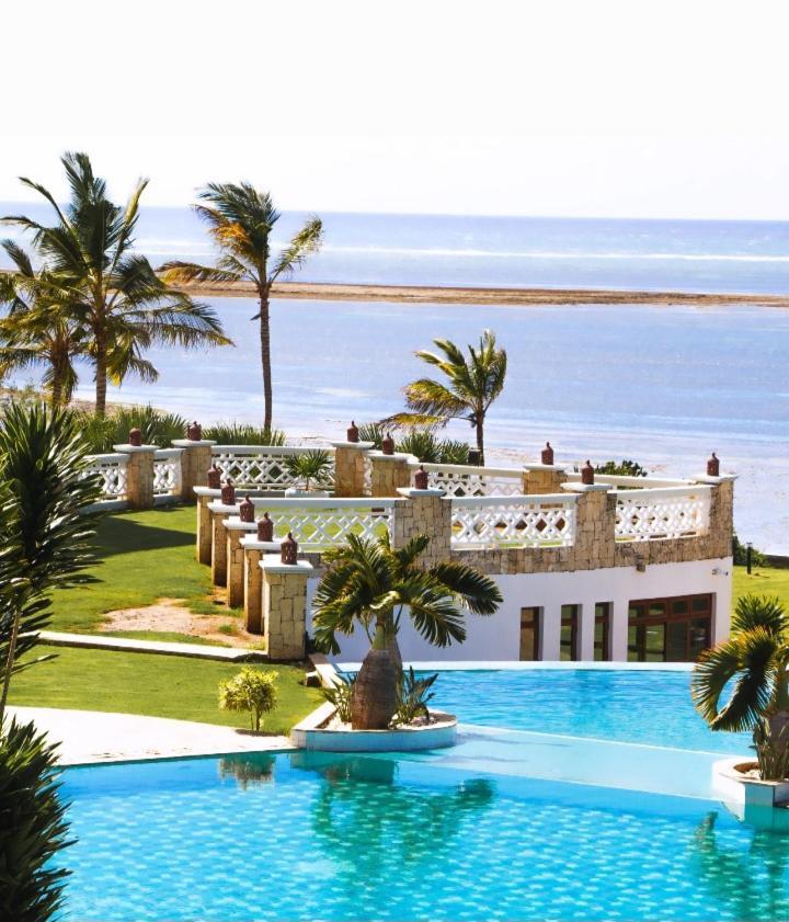 Hapisaro Hotel Mombassa Buitenkant foto